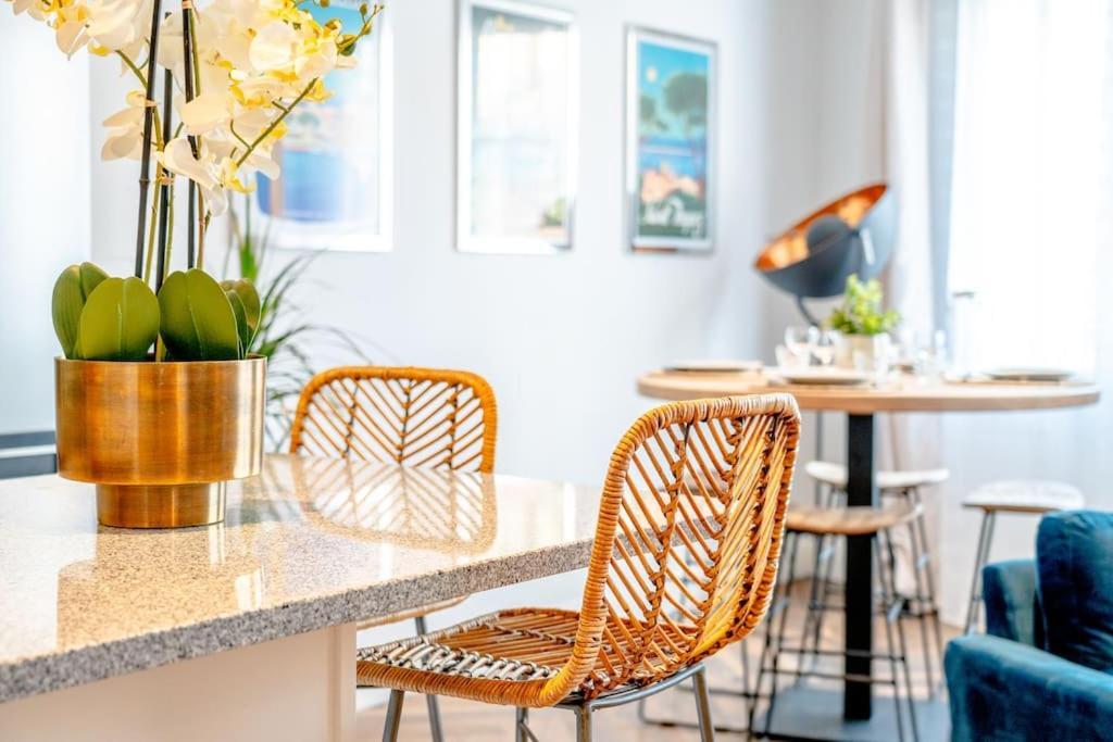 Superbe Appartement Neuf, Climatise Centre Village Le Plan-de-la-Tour Exterior foto